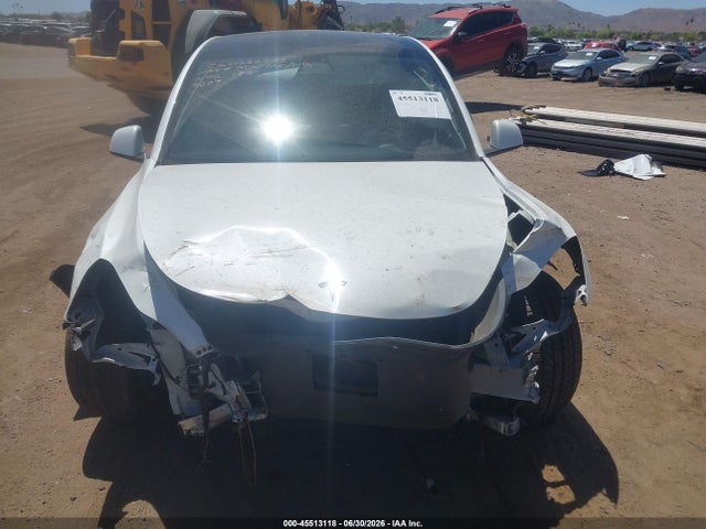 Продаж на аукціоні авто 2021 Tesla Model Y Long Range Dual Motor All-wheel Drive, vin: 5YJYGDEE7MF094279, номер лоту: 45513118