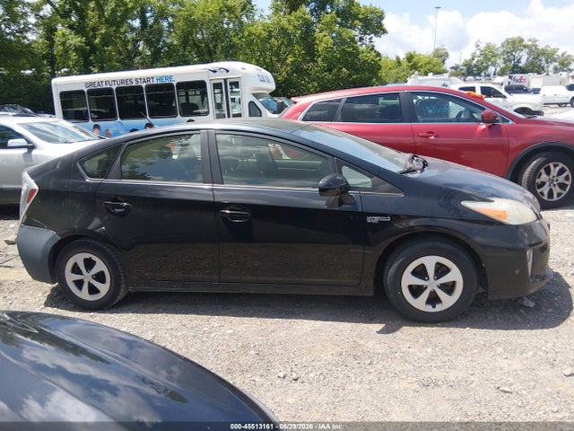Toyota Prius Two 2014 JTDKN3DU5E0356668 Image 13