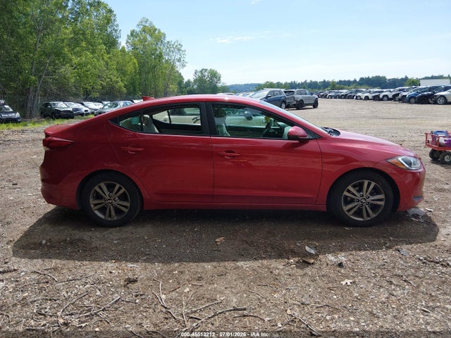 45513212 :رقم المزاد ، 5NPD84LF8HH115879 vin ، 2017 Hyundai Elantra Se مزاد بيع