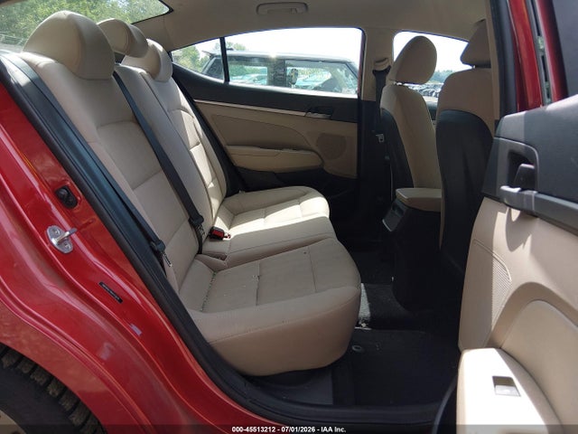45513212 :رقم المزاد ، 5NPD84LF8HH115879 vin ، 2017 Hyundai Elantra Se مزاد بيع