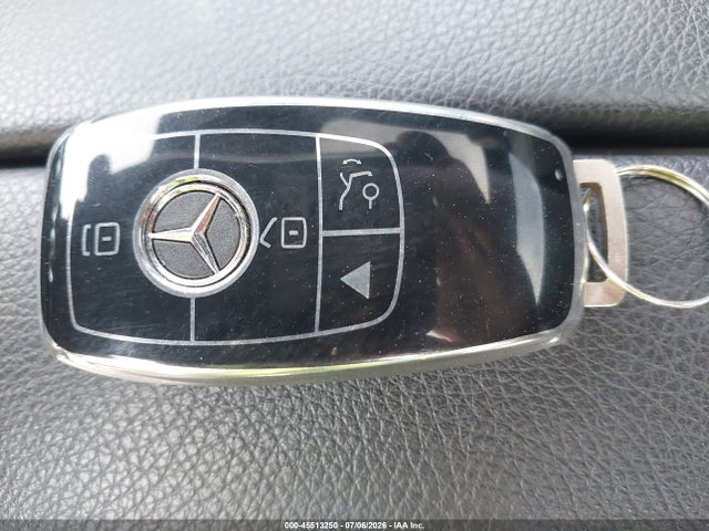 45513250 :رقم المزاد ، W1N4M4HB3PW271055 vin ، 2023 Mercedes-benz Glb 250 4matic مزاد بيع