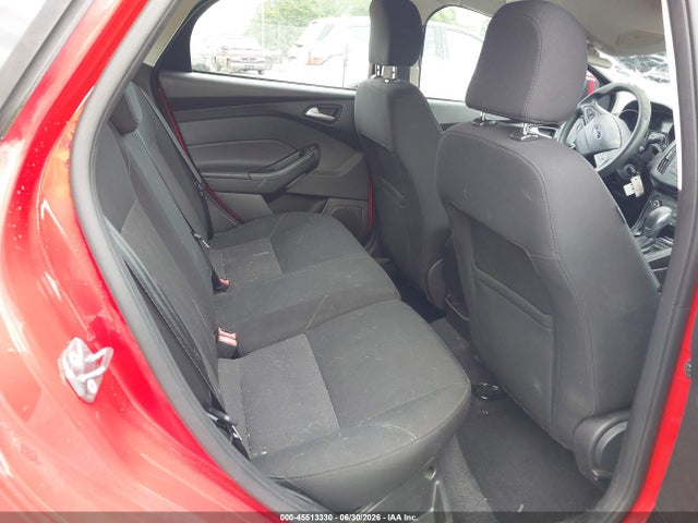 1FADP3K28HL268467 Ford FOCUS SE