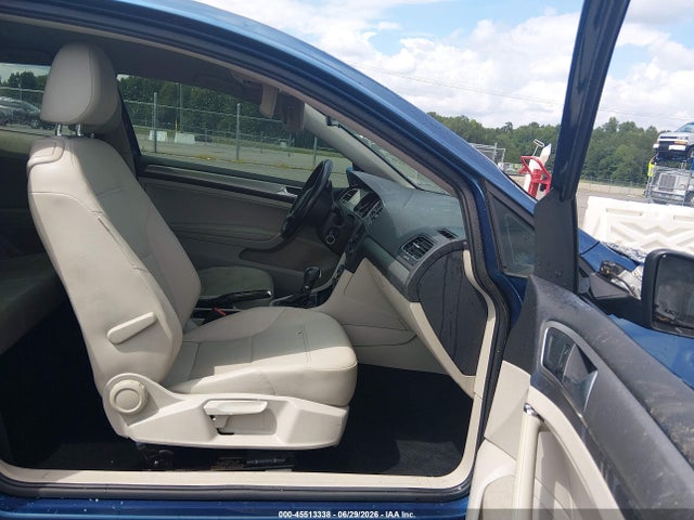 2015 Volkswagen Golf Tsi S 2-door მანქანა იყიდება აუქციონზე, vin: 3VW917AUXFM067528, აუქციონის ნომერი: 45513338