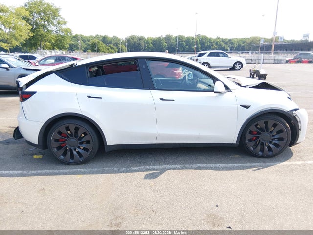 Продажа на аукционе авто 2023 Tesla Model Y Performance Dual Motor All-wheel Drive, vin: 7SAYGDEF1PF868932, номер лота: 45513353