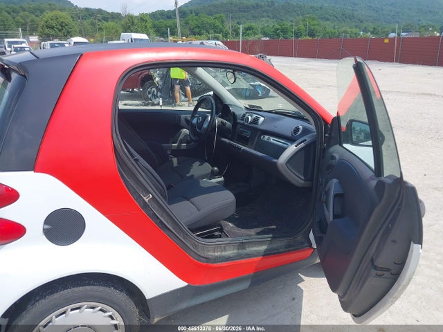 2015 Smart Fortwo Pure მანქანა იყიდება აუქციონზე, vin: WMEEJ3BA4FK802608, აუქციონის ნომერი: 45513378