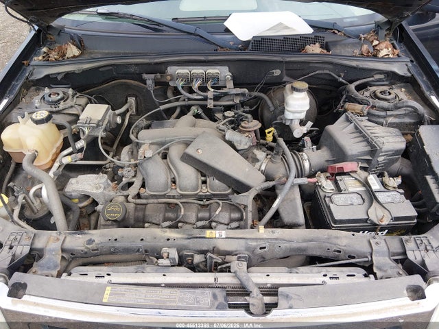 45513388 :رقم المزاد ، 1FMCU93128KA65776 vin ، 2008 Ford Escape Xlt مزاد بيع
