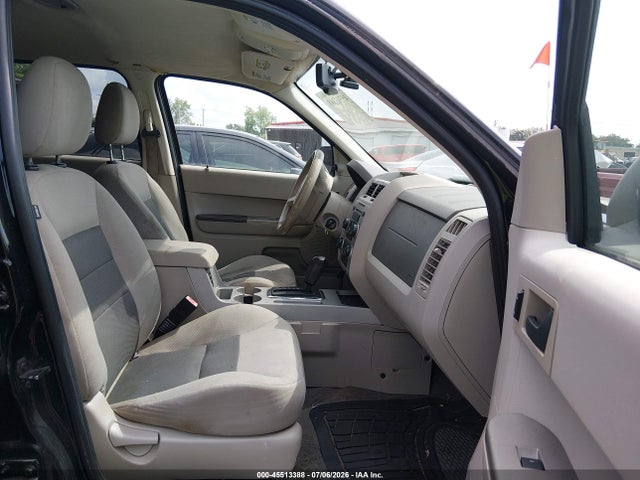 45513388 :رقم المزاد ، 1FMCU93128KA65776 vin ، 2008 Ford Escape Xlt مزاد بيع
