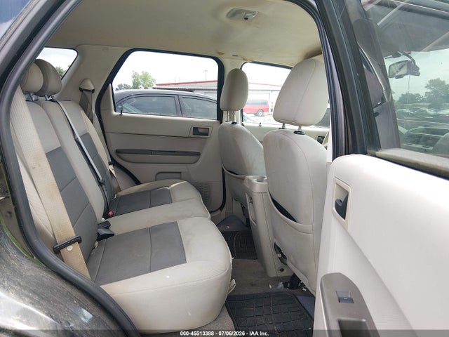 45513388 :رقم المزاد ، 1FMCU93128KA65776 vin ، 2008 Ford Escape Xlt مزاد بيع