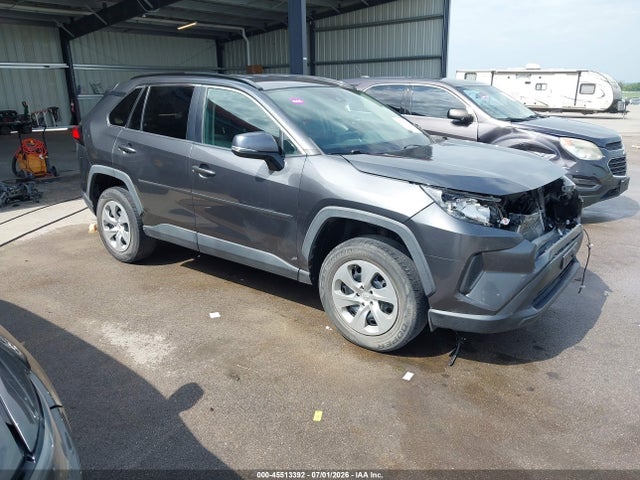 45513392 :رقم المزاد ، 2T3G1RFV3MC151694 vin ، 2021 Toyota Rav4 Le مزاد بيع