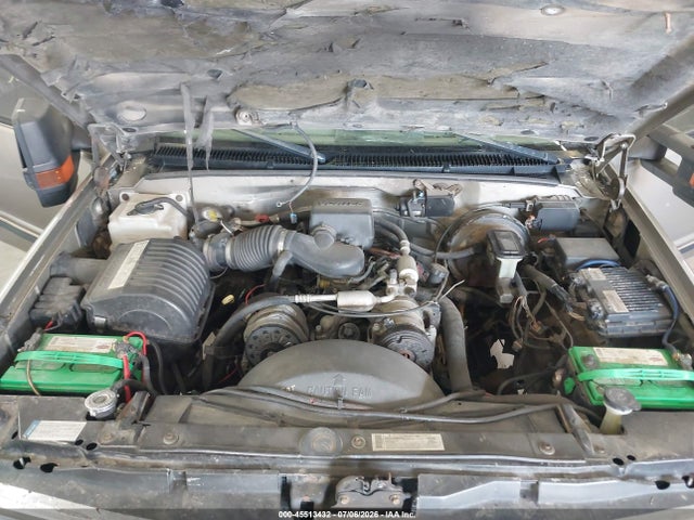 Продаж на аукціоні авто 2000 Chevrolet K2500, vin: 1GCGK23R3YF498766, номер лоту: 45513432