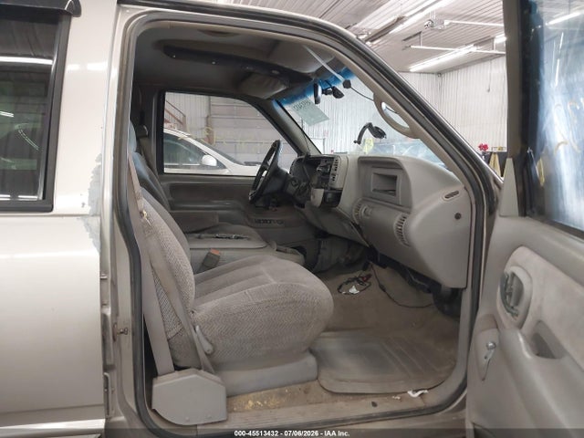 Продаж на аукціоні авто 2000 Chevrolet K2500, vin: 1GCGK23R3YF498766, номер лоту: 45513432