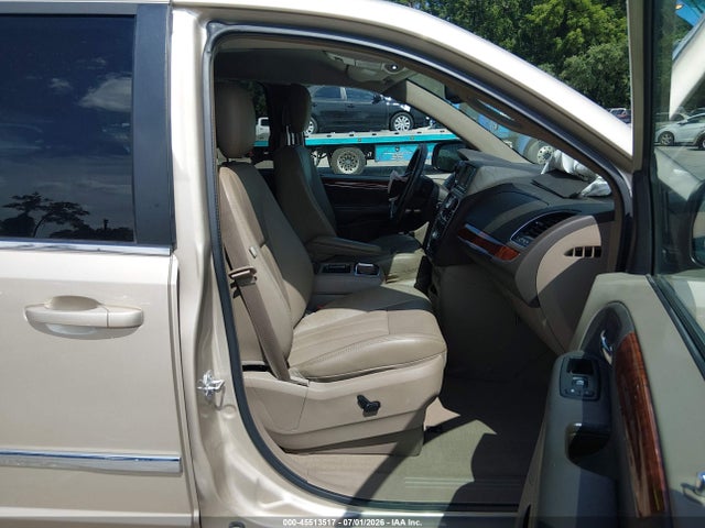 45513517 :رقم المزاد ، 2C4RC1CG9FR574060 vin ، 2015 Chrysler Town & Country Touring-l مزاد بيع