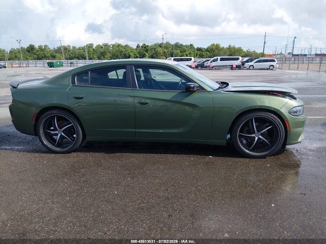 2C3CDXBG6LH136691 Dodge Charger Sxt Rwd