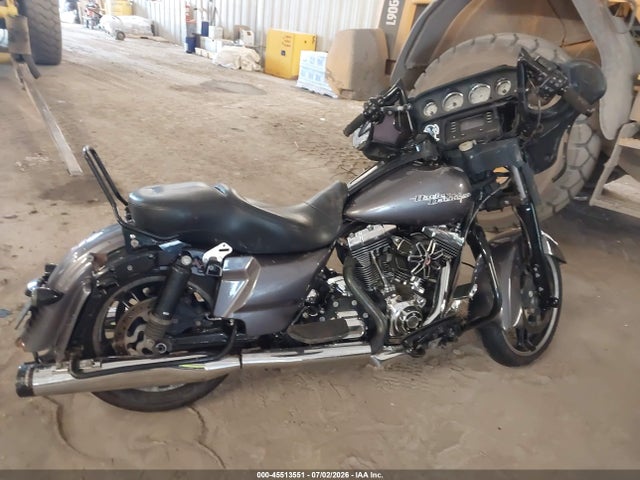 Harley-Davidson Flhx Street Glide 2014 1HD1KBM16EB693793 Image 11