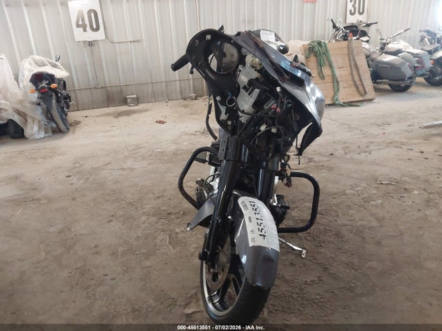 Harley-Davidson Flhx Street Glide 2014 1HD1KBM16EB693793 Image 5