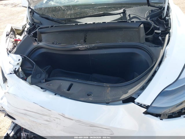 Продажа на аукционе авто 2024 Tesla Model Y Long Range Dual Motor All-wheel Drive, vin: 7SAYGDEE6RA261013, номер лота: 45513559