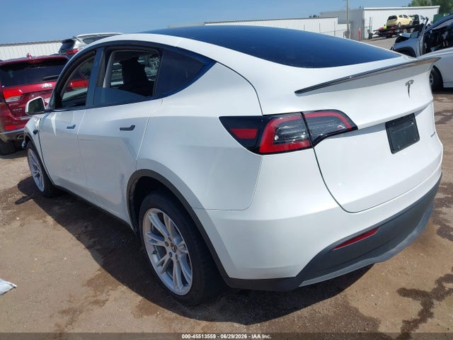 Продажа на аукционе авто 2024 Tesla Model Y Long Range Dual Motor All-wheel Drive, vin: 7SAYGDEE6RA261013, номер лота: 45513559