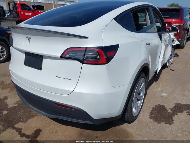 Продажа на аукционе авто 2024 Tesla Model Y Long Range Dual Motor All-wheel Drive, vin: 7SAYGDEE6RA261013, номер лота: 45513559