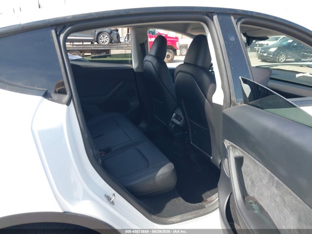 Продажа на аукционе авто 2024 Tesla Model Y Long Range Dual Motor All-wheel Drive, vin: 7SAYGDEE6RA261013, номер лота: 45513559