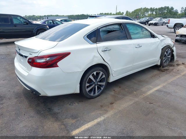 Продаж на аукціоні авто 2017 Nissan Altima 2.5 Sr, vin: 1N4AL3AP0HC940307, номер лоту: 45513607