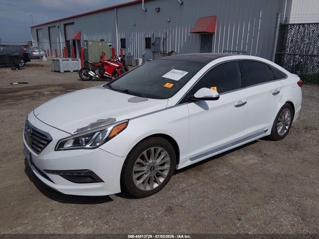Hyundai Sonata Limited 2015 5NPE34AF2FH036761 Image 2