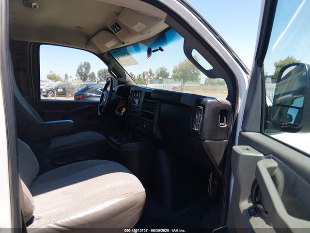 45513737 :رقم المزاد ، 1GAWGEFFXG1253161 vin ، 2016 Chevrolet Express 2500 Ls مزاد بيع
