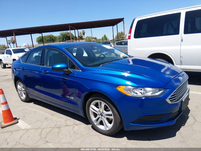 3FA6P0UU8JR209447 Ford Fusion Hybrid S