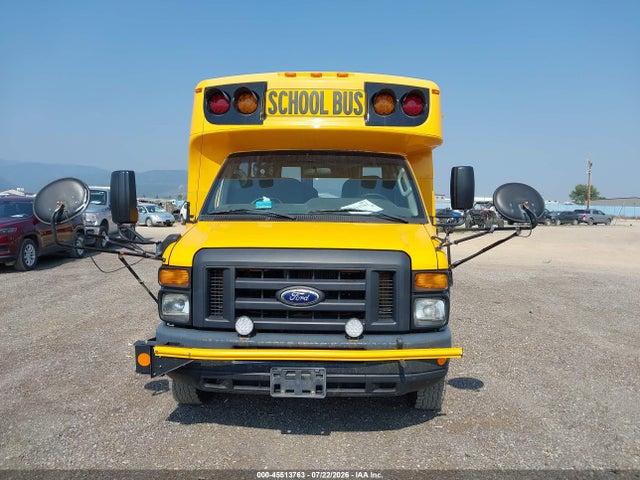 Продажа на аукционе авто 2016 Ford Econoline E450 Super Duty Cutwy Van, vin: 1FDEE4FL0GDC13836, номер лота: 45513763