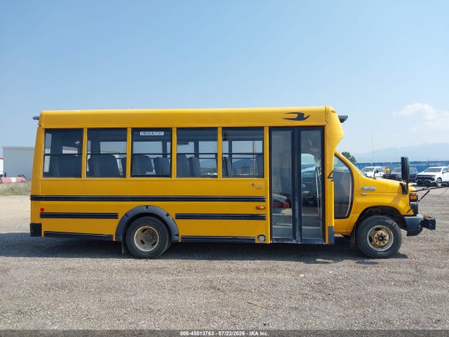 Продажа на аукционе авто 2016 Ford Econoline E450 Super Duty Cutwy Van, vin: 1FDEE4FL0GDC13836, номер лота: 45513763