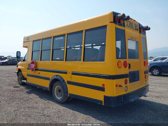Продажа на аукционе авто 2016 Ford Econoline E450 Super Duty Cutwy Van, vin: 1FDEE4FL0GDC13836, номер лота: 45513763