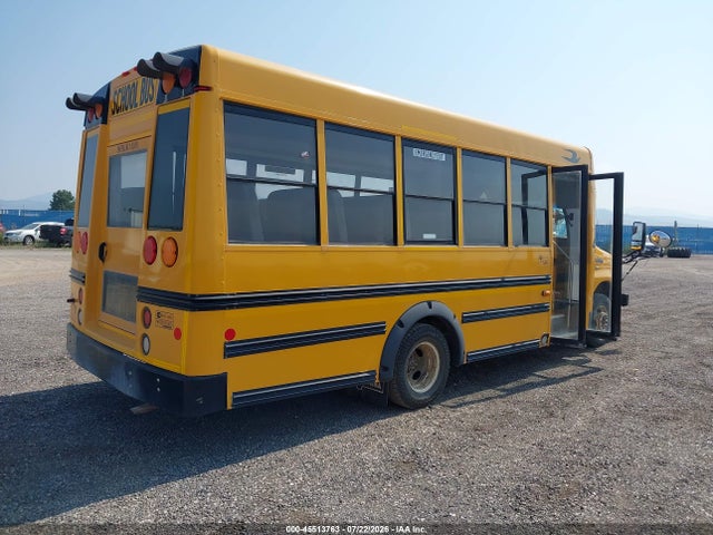 Продажа на аукционе авто 2016 Ford Econoline E450 Super Duty Cutwy Van, vin: 1FDEE4FL0GDC13836, номер лота: 45513763