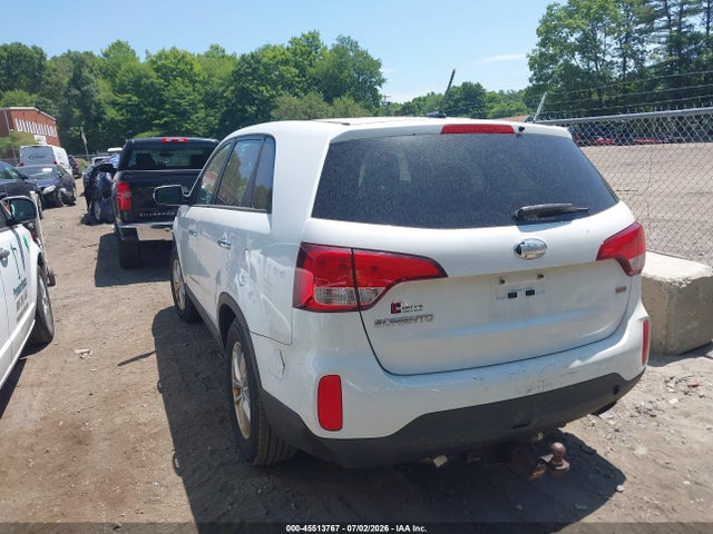 2015 Kia Sorento Lx მანქანა იყიდება აუქციონზე, vin: 5XYKT3A67FG593122, აუქციონის ნომერი: 45513767