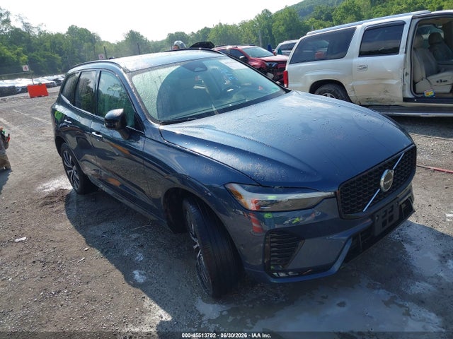 Продаж на аукціоні авто 2024 Volvo Xc60 B5 Plus Dark Theme, vin: YV4L12RL4R1800842, номер лоту: 45513792