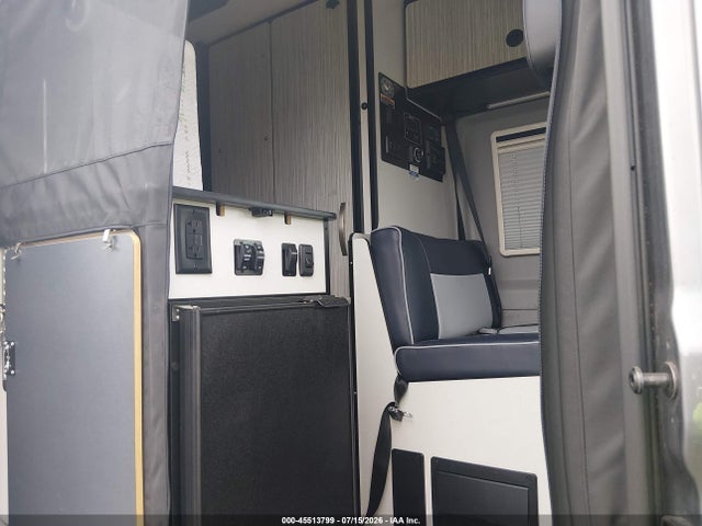 45513799 :رقم المزاد ، W1W4EBVY7NP480084 vin ، 2022 Mercedes-benz Sprinter 2500 Standard Roof V6 مزاد بيع