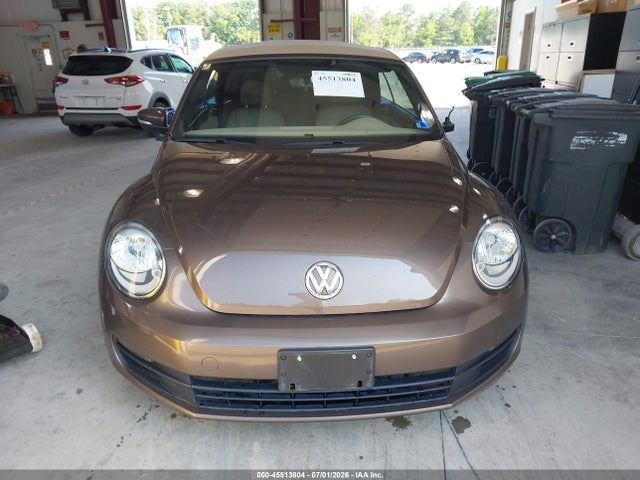 3VW517AT4EM821026 Volkswagen Beetle 1.8t