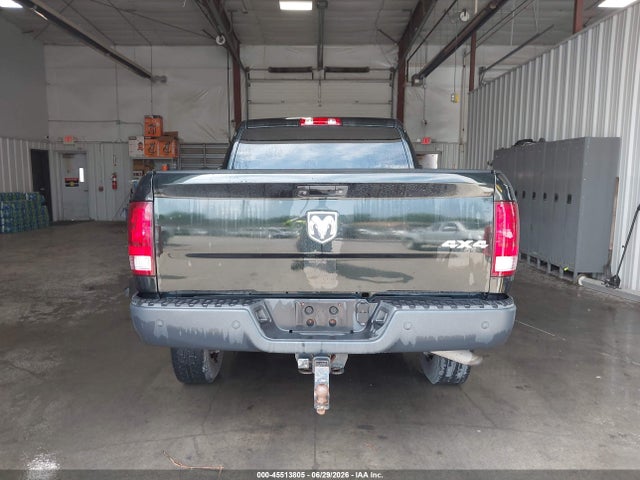 3C6TR5CT2GG323260 RAM 2500 Tradesman