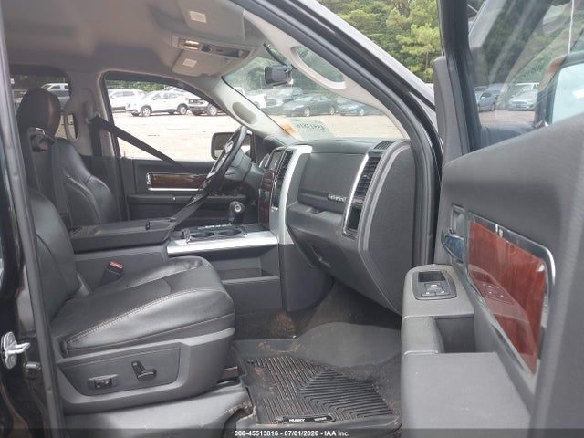 45513816 :رقم المزاد ، 1D7RB1CT1BS550768 vin ، 2011 Ram Ram 1500 Laramie مزاد بيع