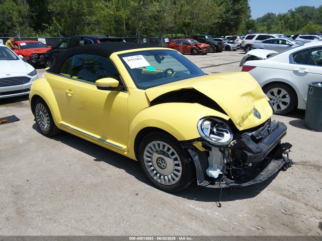2014 Volkswagen Beetle 2.5l მანქანა იყიდება აუქციონზე, vin: 3VW5P7AT6EM801794, აუქციონის ნომერი: 45513862