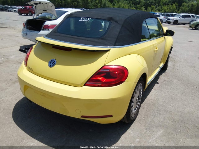2014 Volkswagen Beetle 2.5l მანქანა იყიდება აუქციონზე, vin: 3VW5P7AT6EM801794, აუქციონის ნომერი: 45513862