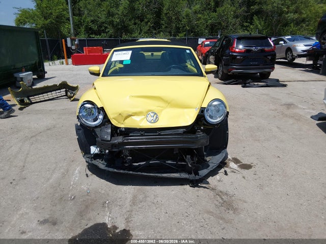 2014 Volkswagen Beetle 2.5l მანქანა იყიდება აუქციონზე, vin: 3VW5P7AT6EM801794, აუქციონის ნომერი: 45513862