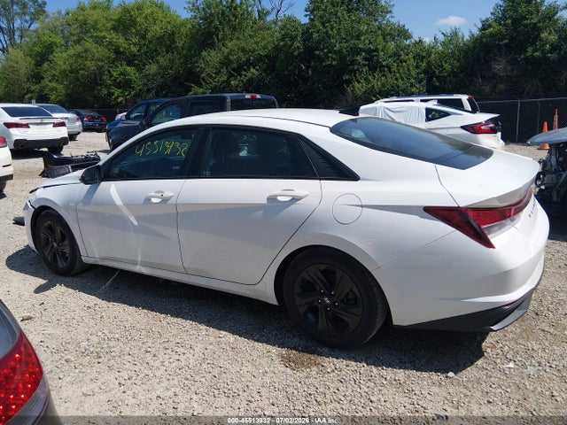 Продажа на аукционе авто 2021 Hyundai Elantra Sel, vin: 5NPLM4AG2MH018643, номер лота: 45513932