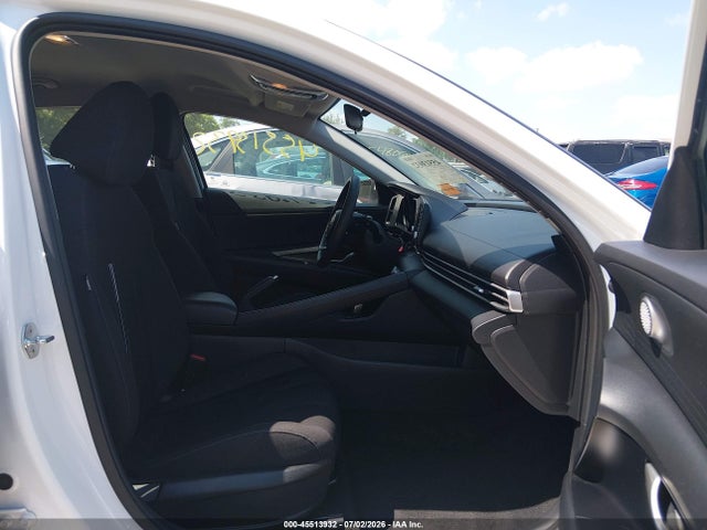 Продажа на аукционе авто 2021 Hyundai Elantra Sel, vin: 5NPLM4AG2MH018643, номер лота: 45513932