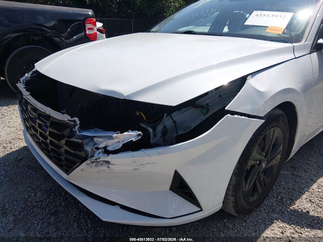 Продажа на аукционе авто 2021 Hyundai Elantra Sel, vin: 5NPLM4AG2MH018643, номер лота: 45513932