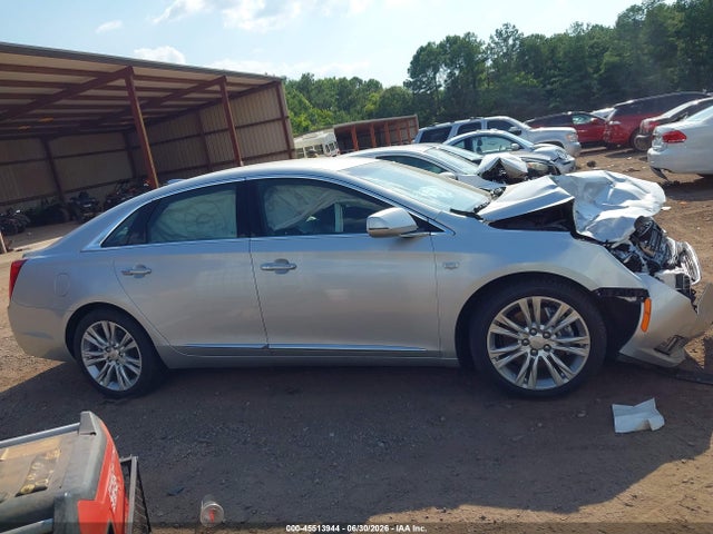 Продажа на аукционе авто 2019 Cadillac Xts Luxury, vin: 2G61M5S3XK9150268, номер лота: 45513944