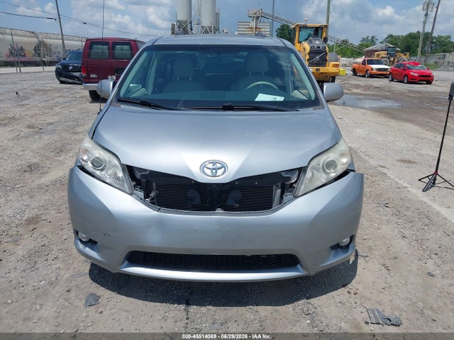 5TDYK3DCXES522478 Toyota Sienna Xle V6 8 Passenger