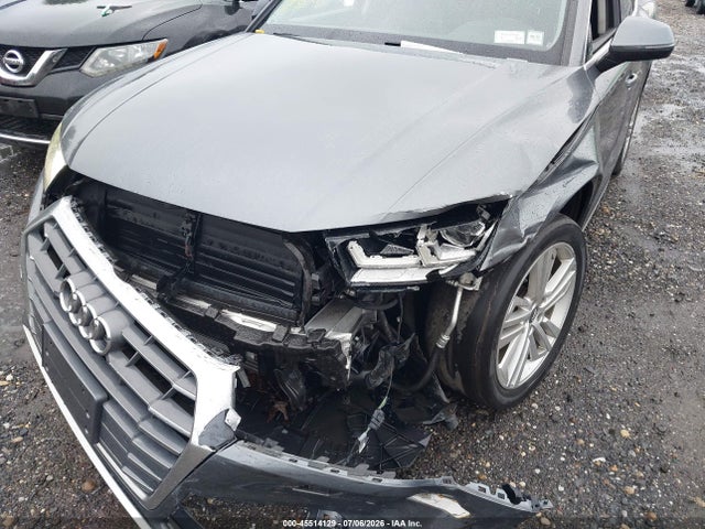 Продажа на аукционе авто 2018 Audi Q5 2.0t Premium/2.0t Tech Premium, vin: WA1BNAFY2J2017184, номер лота: 45514129