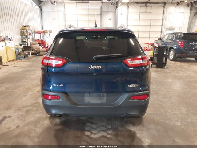 1C4PJMCB2JD531887 Jeep Cherokee Latitude 4x4