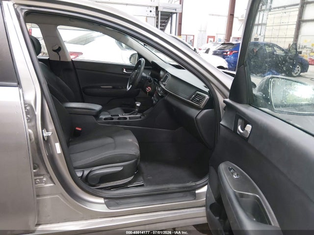 KIA Optima Lx 2017 5XXGT4L30HG168900 Image 5