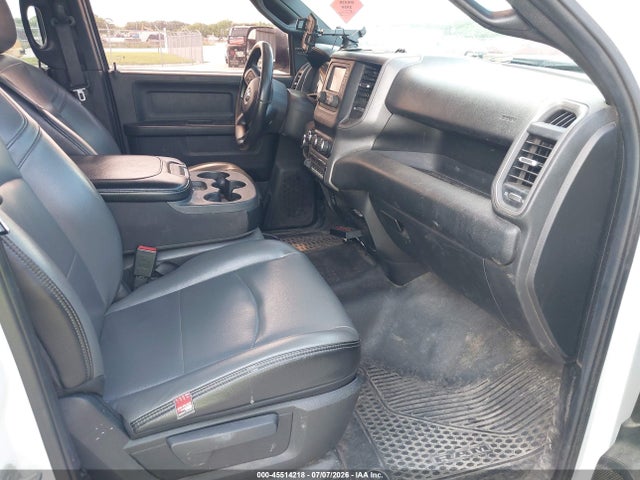 45514218 :رقم المزاد ، 3C7WR4HJ3NG296562 vin ، 2022 Ram 2500 Tradesman  4x2 8' Box مزاد بيع