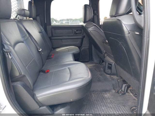 45514218 :رقم المزاد ، 3C7WR4HJ3NG296562 vin ، 2022 Ram 2500 Tradesman  4x2 8' Box مزاد بيع